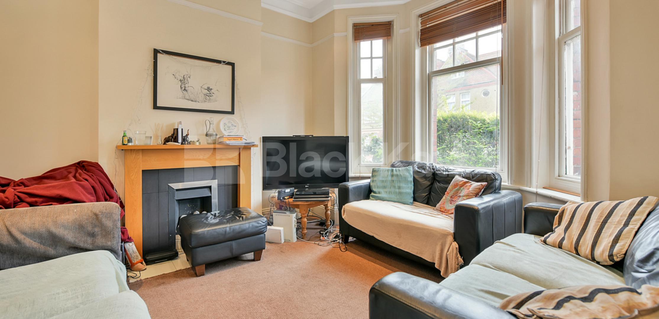 			LET , 4 Bedroom, 1 bath, 1 reception House			 Barcombe Avenue, Streatham Hill